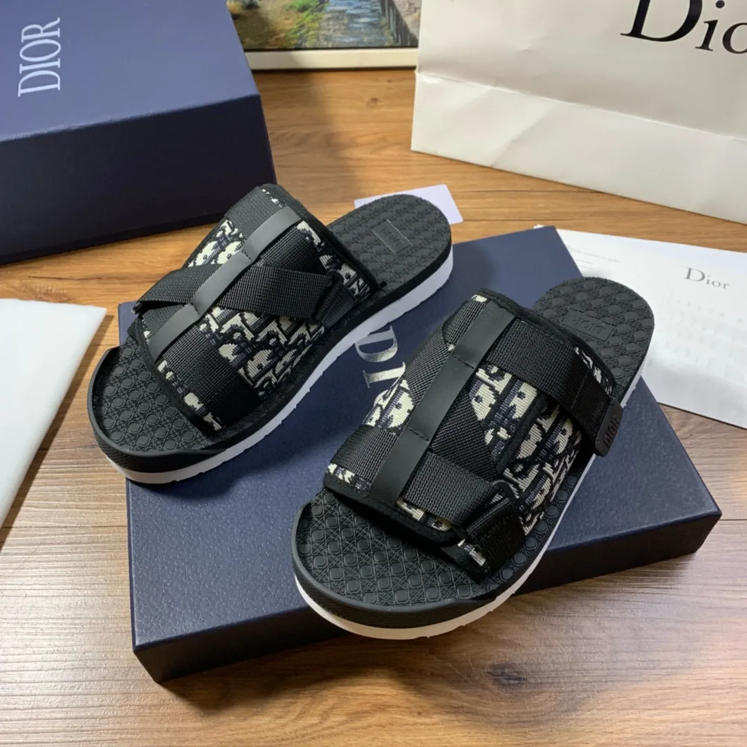 Factory price: 280💰 Dior men's counters are selling sandals at the same time ✔️Imported brand printing/selected high-quality calfskin, highlighting high-end elegance, exquisite workmanship, soles: original soles specially provided by the original factory, hot-selling physical products🔥Normal size: 38-44, customized 45
